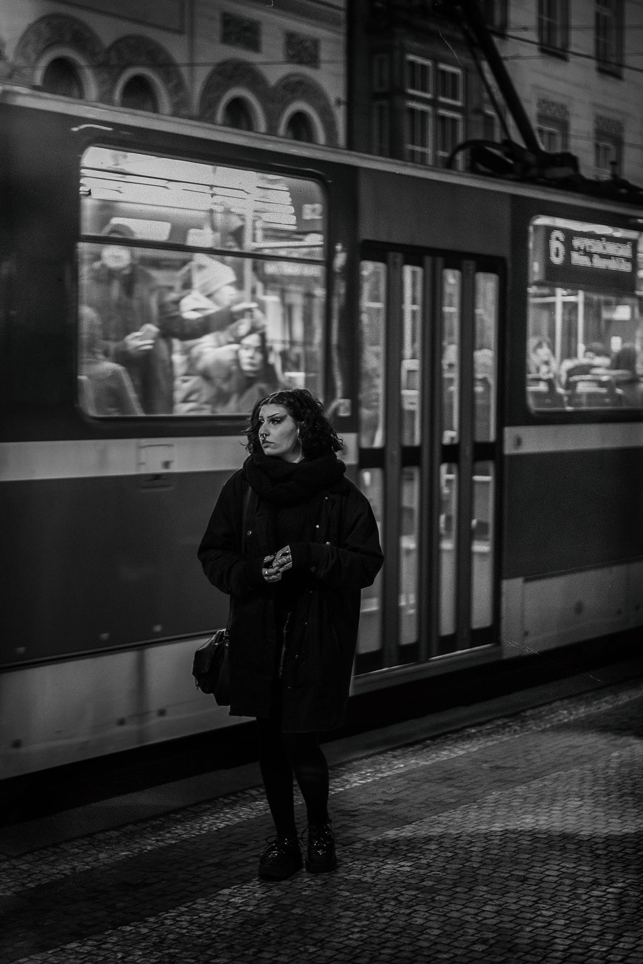 Atmosférický noční portrét Alexandry – Soňa Šerá